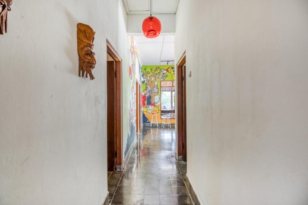 Reddoorz Hostel @ Kotagede Джокякарта Екстериор снимка